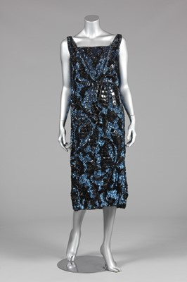 Lot 81 - An electric-blue and black sequined flapper...