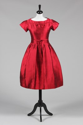 Lot 88 - A Christian Dior London slubbed wine silk...