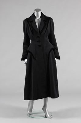Lot 161 - A Thierry Mugler black wool and velvet...