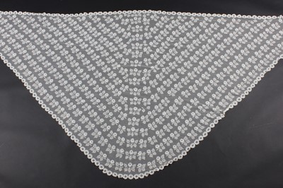 Lot 413 - A Carrickmacross lace bridal veil, late 19th...