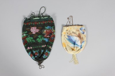 Lot 175 - A group of beaded reticules and purses,...