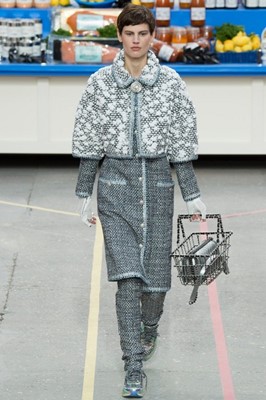 Lot 47 - A Chanel silver tweed ensemble trimmed with...