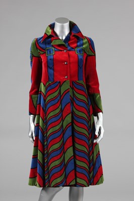 Lot 167 - A Roberta di Camerino printed velvet coat,...