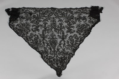 Lot 421 - A group of black needlerun and bobbin lace...