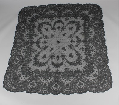Lot 423 - Imitation black Chantilly shawls, circa...