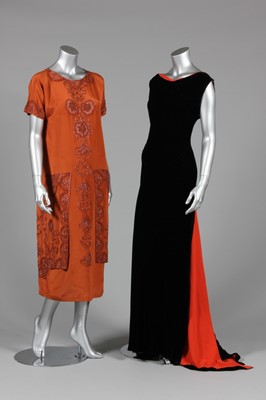 Lot 7 - A cinnamon crepe de chine day dress, circa...