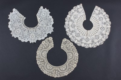 Lot 409 - A large collection of collars and cuffs,...