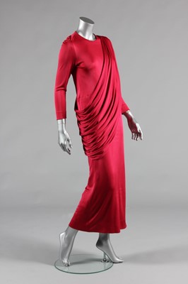 Lot 112 - A Madame Grès raspberry pink knitted silk...