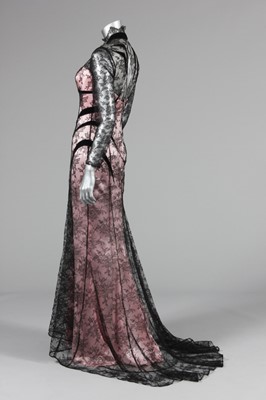 Lot 148 - A dramatic Thierry Mugler pink satin and black...
