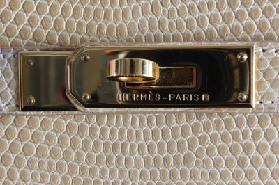 Lot 9 - An Hermès caramel lizard Kelly bag, 1996,...