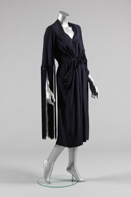 Lot 75 - A Marcelle Alix couture navy crêpe dinner...