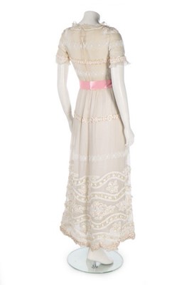 Lot 145 - A Marc Bohan for Dior couture white organza...