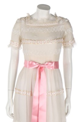 Lot 145 - A Marc Bohan for Dior couture white organza...