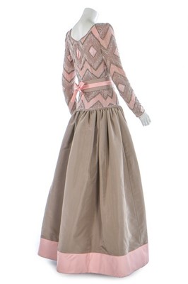 Lot 178 - A Valentino couture grey taffeta and pink...