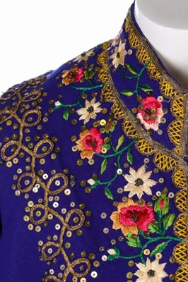 Lot 39 - An embroidered 18th century style coat,...