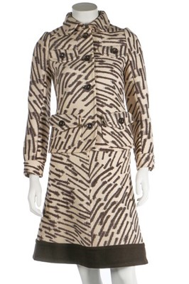 Lot 175 - An Emanuel Ungaro abstract-weave wool suit,...