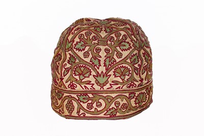 Lot 25 - A fine and rare gentleman's undress cap,...