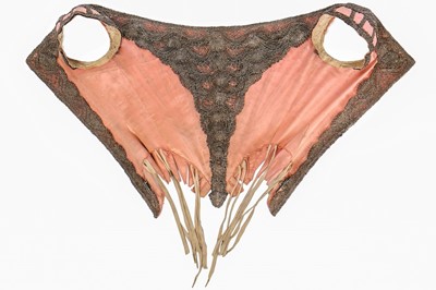 Lot 28 - A fine and important 'grand habit de cour'...