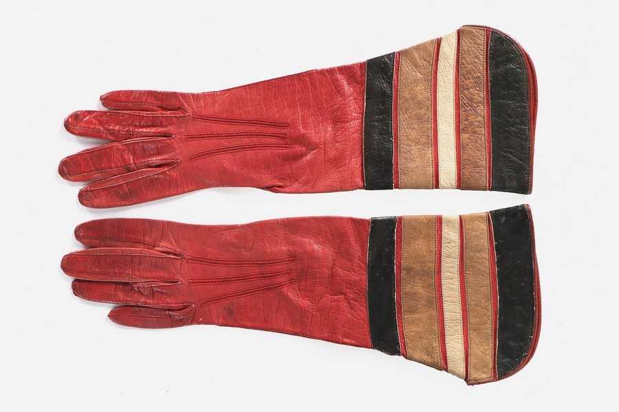 Lot 66 - A rare pair of Chanel leather motoring gloves,...