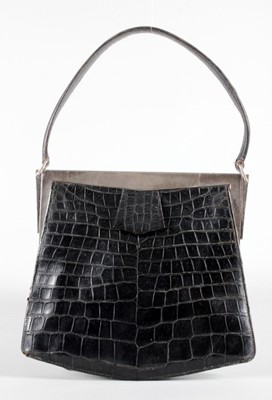 Lot 15 - A rare and early Hermès 'Isabeau' black...