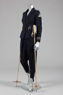 Lot 97 - An Och Freres ski-suit, Swiss, late 1930s, of...