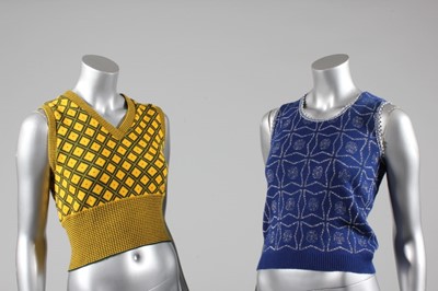 Lot 265 - A general group of 70s day/summer-wear,...