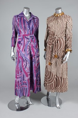 Lot 292 - A group of full length evening gowns,...