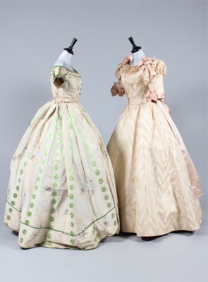 Lot 34 - An ivory damask ball/bridal gown, circa 1895,...