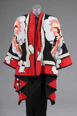 Lot 108 - A Michael Vollbracht quilted silk jacket,...