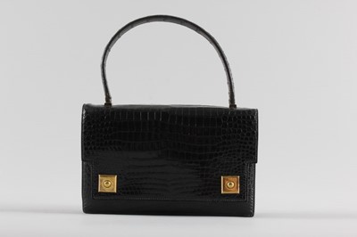 Lot 19 - An Hermès midnight blue-black `Piano'...