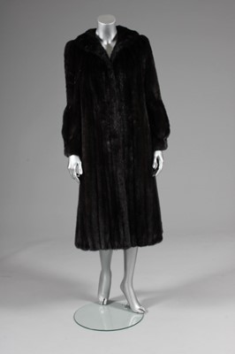 Lot 92 - A fine dark brown mink coat, late 1970s-early...