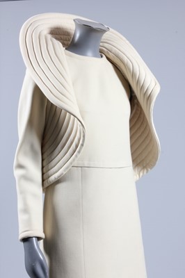 Lot 94 - A Pierre Cardin cream wool crepe 'circle'...
