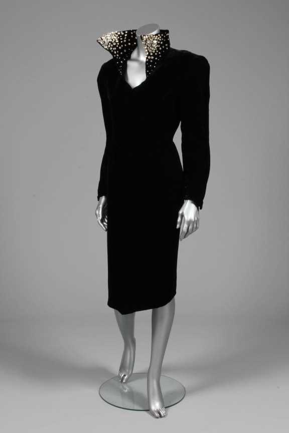 thierry mugler black dress Lot 118 Size:D0 guest-summer Church Outfit Ideas: Styling Mugler runway Stretch nylon bonded jersey