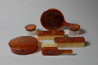 Lot 86 - Wallis Warfield Simpson's tortoiseshell...
