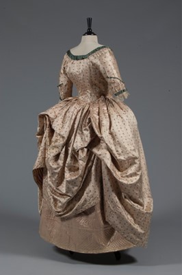 Lot 45 - A brocaded silk open robe 'à la polonaise',...