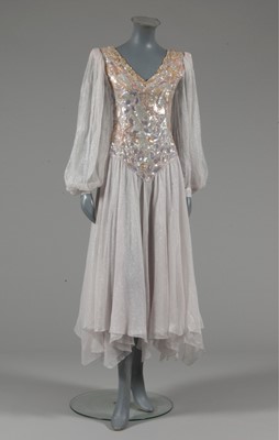 Lot 251 - A Jean-Louis Sherrer couture silvery chiffon...