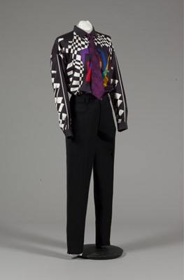 Lot 240 - A Gianni Versace man's suit Autumn-Winter,...