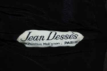 Lot 131 - A Jean Dessès couture intricately pleated...
