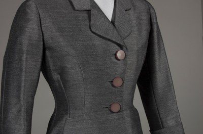 Lot 132 - A fine Balenciaga couture grey wool/silk day...