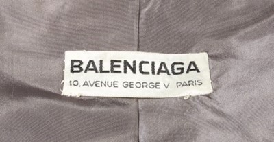 Lot 132 - A fine Balenciaga couture grey wool/silk day...