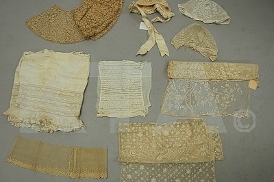 Lot 101 - A good general collection of mainly 19th...