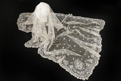 Lot 433 - A Brussels bobbin appliqué lace veil, late...