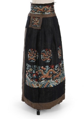 Lot 495 - An embroidered midnight blue silk chaofu skirt,...