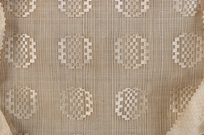 Lot 78 - A fine and rare ivory cannel silk brgere hat,...