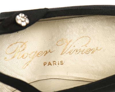 Lot 221 - A rare pair of Roger Vivier 'Comma' or...