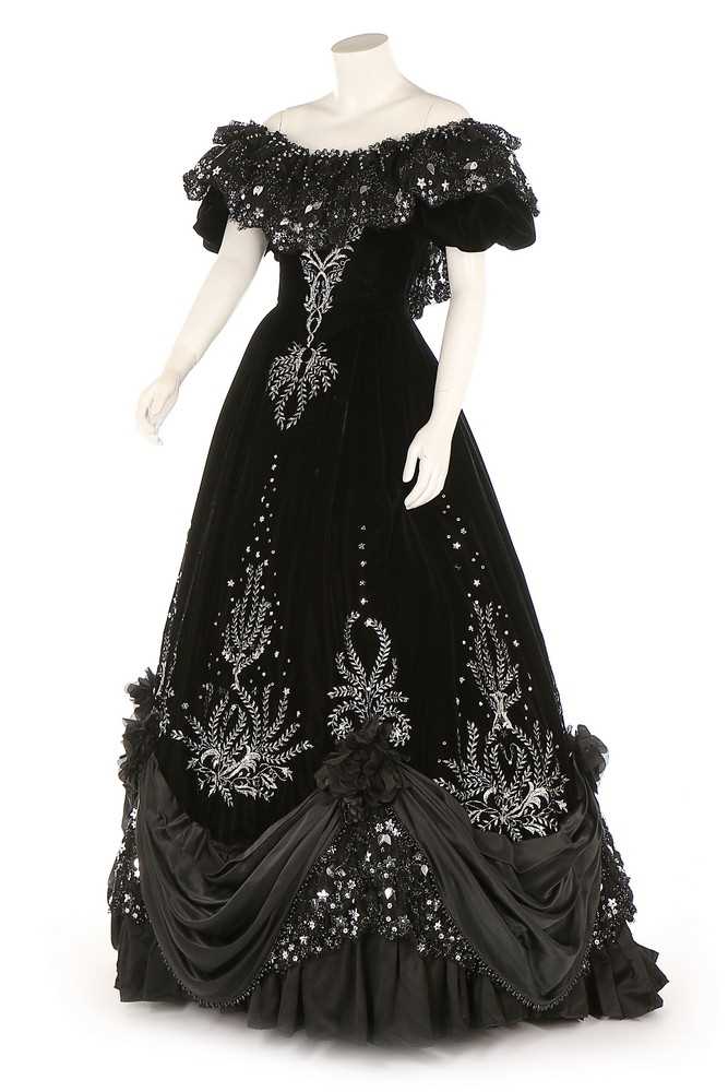 Lot 38 - A bespoke black velvet ballgown, circa 1998,...