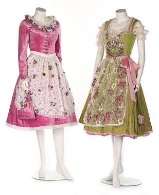 Lot 43 - A bespoke embellished lime-green organza dress,...