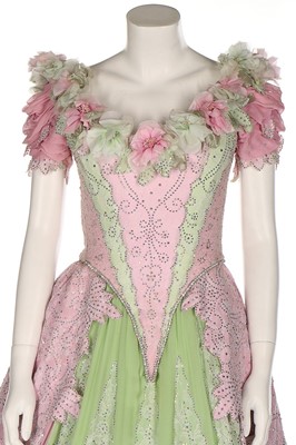Lot 46 - A bespoke pink and green chiffon evening...