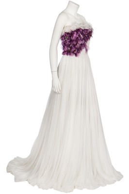 Lot 232 - A Giambattista Valli couture white silk-chiffon evening gown, Autumn-Winter 2014-15