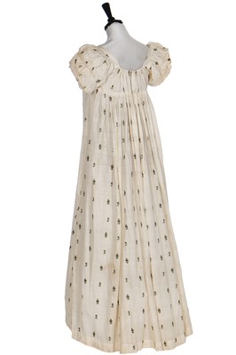 Lot 35 - An Indian embroidered muslin gown, circa 1805